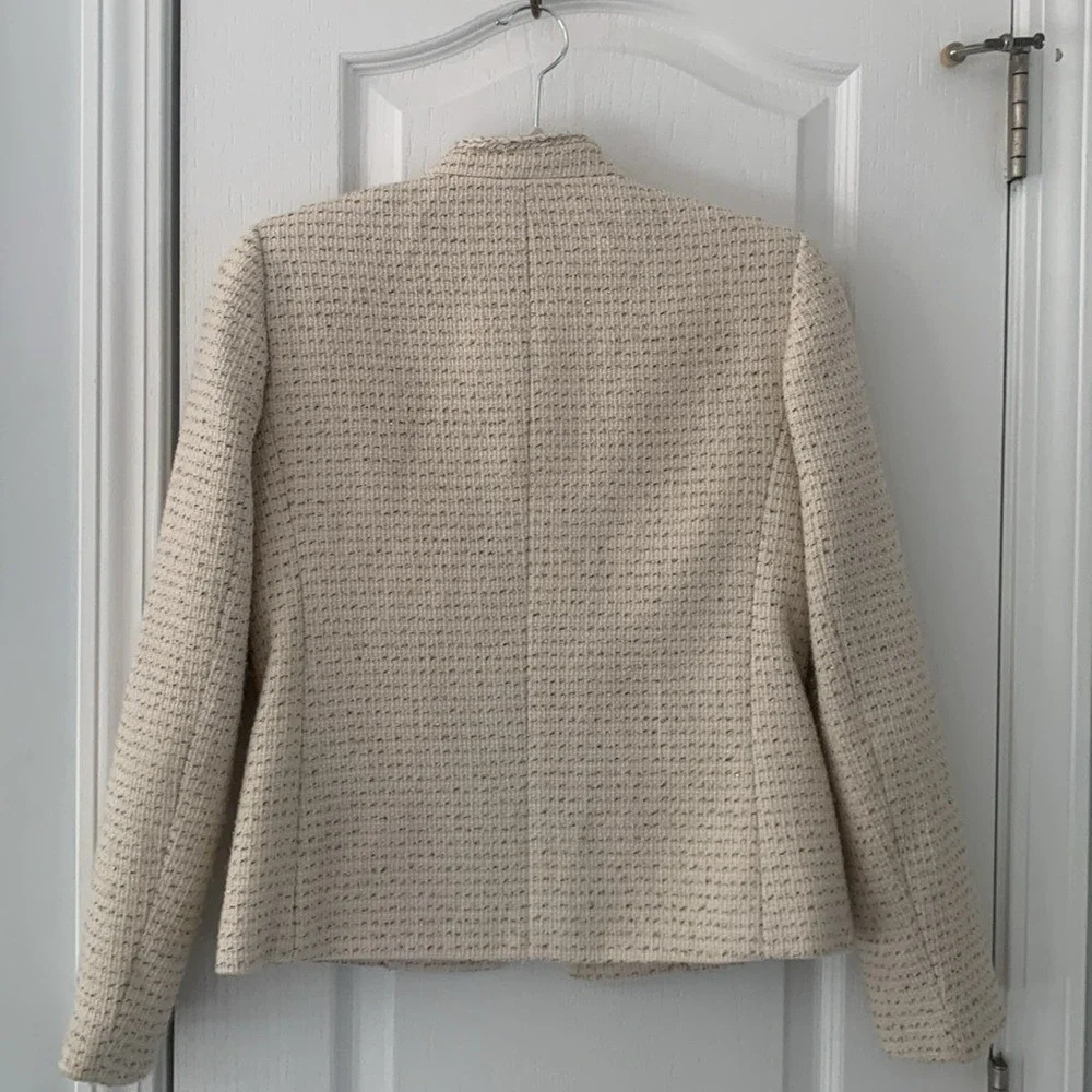 JCrew Tweed Blazer with Metallic Thread size 0 cream‎ beige classic elegant
